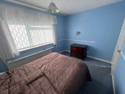 36 Amberwood, Oldham, Image 17