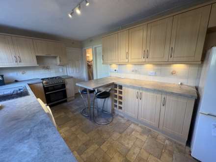 36 Amberwood, Oldham, Image 3