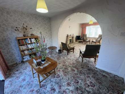 36 Amberwood, Oldham, Image 9