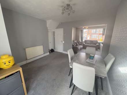 Myerscroft Close, Manchester, Image 8