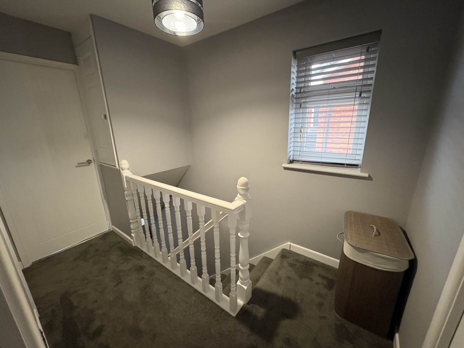 Amberwood, Oldham, Image 12