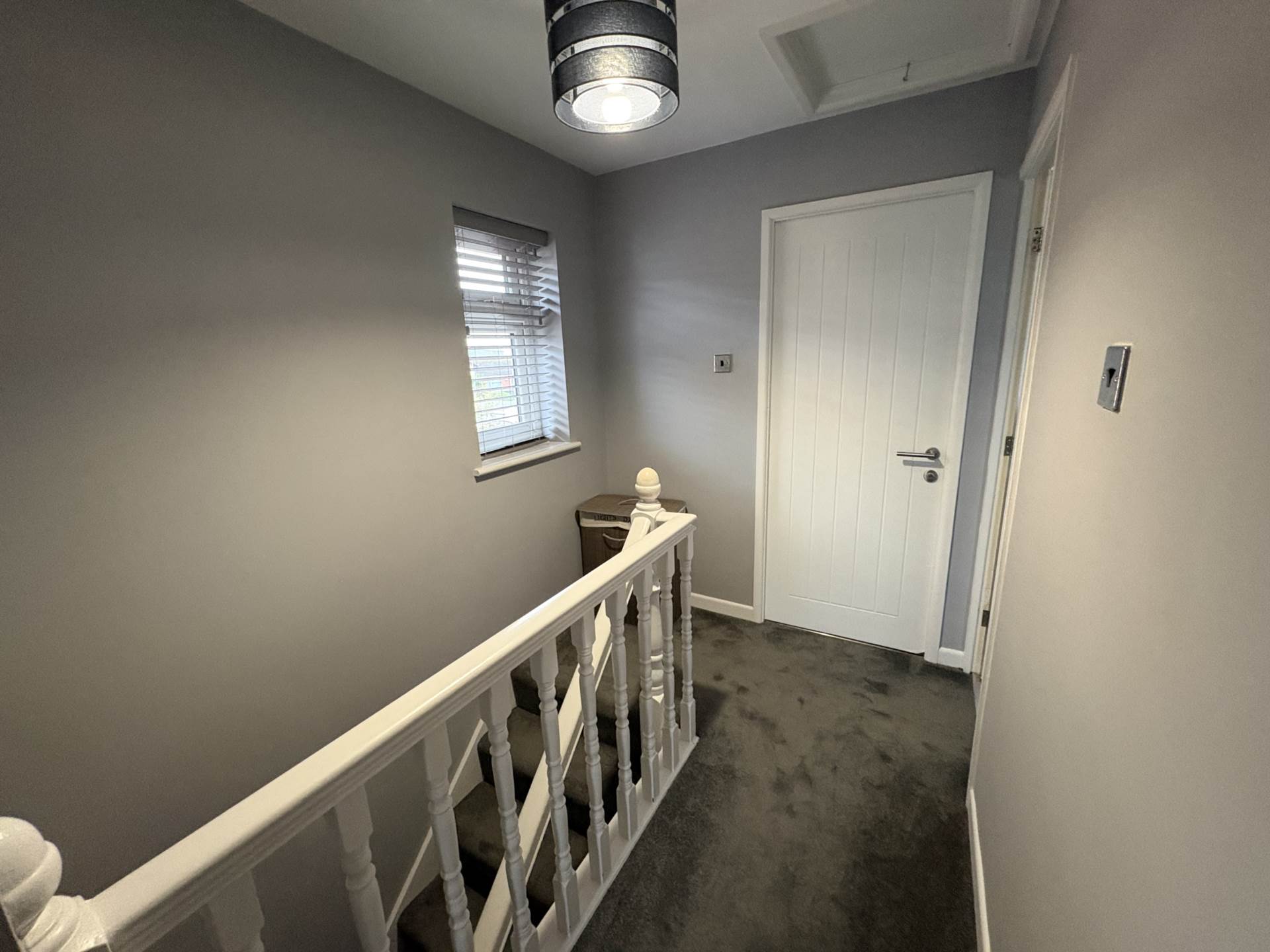 Amberwood, Oldham, Image 13