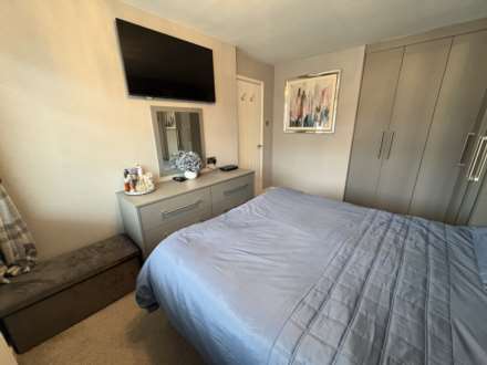 Amberwood, Oldham, Image 15