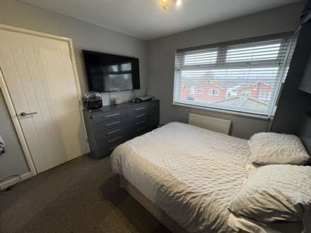 Amberwood, Oldham, Image 18