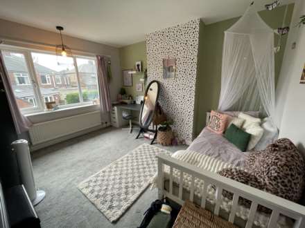 105 Chadderton Hall Road, Oldham, Image 15