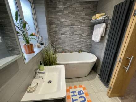 105 Chadderton Hall Road, Oldham, Image 19