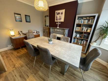 105 Chadderton Hall Road, Oldham, Image 4