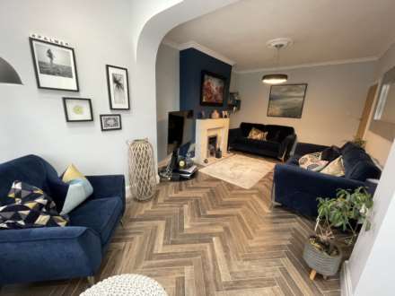 105 Chadderton Hall Road, Oldham, Image 7