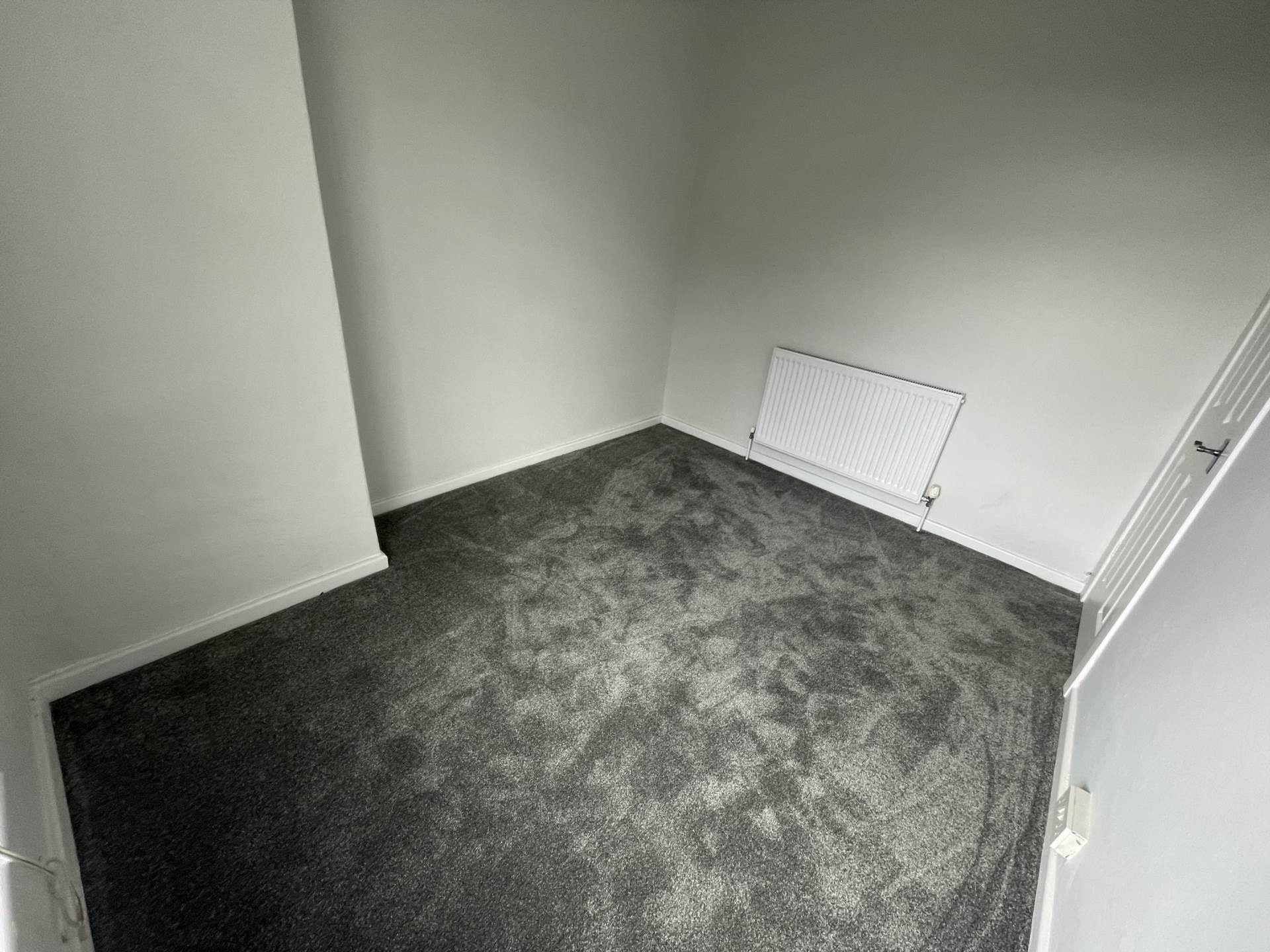 67 Robinson Street, Oldham, Image 10