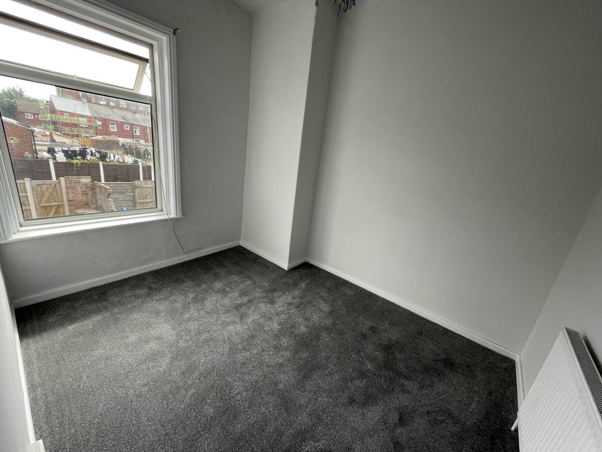 67 Robinson Street, Oldham, Image 12