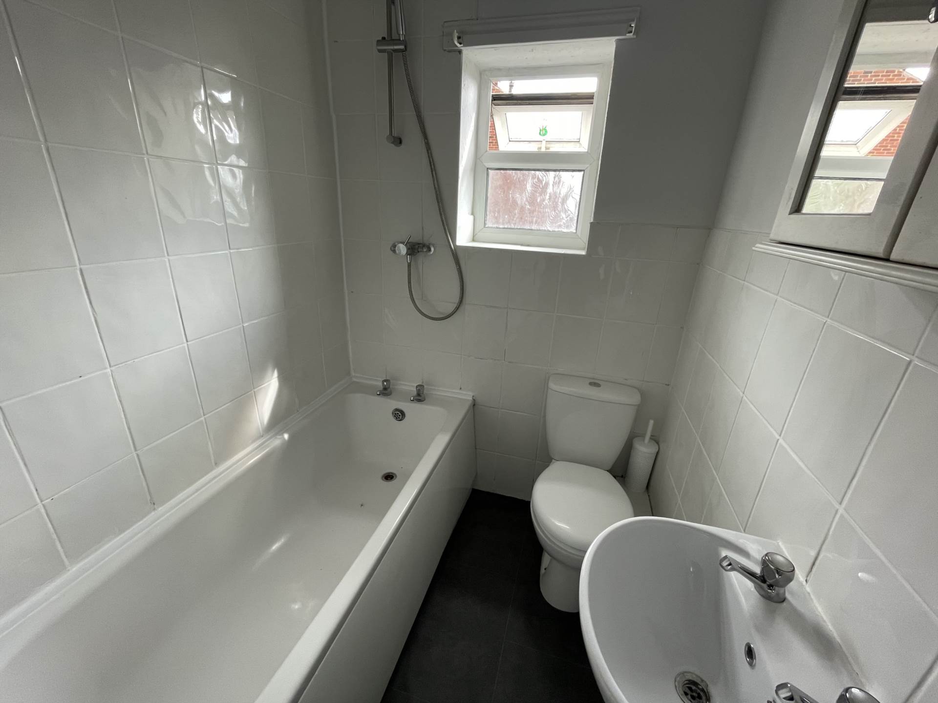 67 Robinson Street, Oldham, Image 15