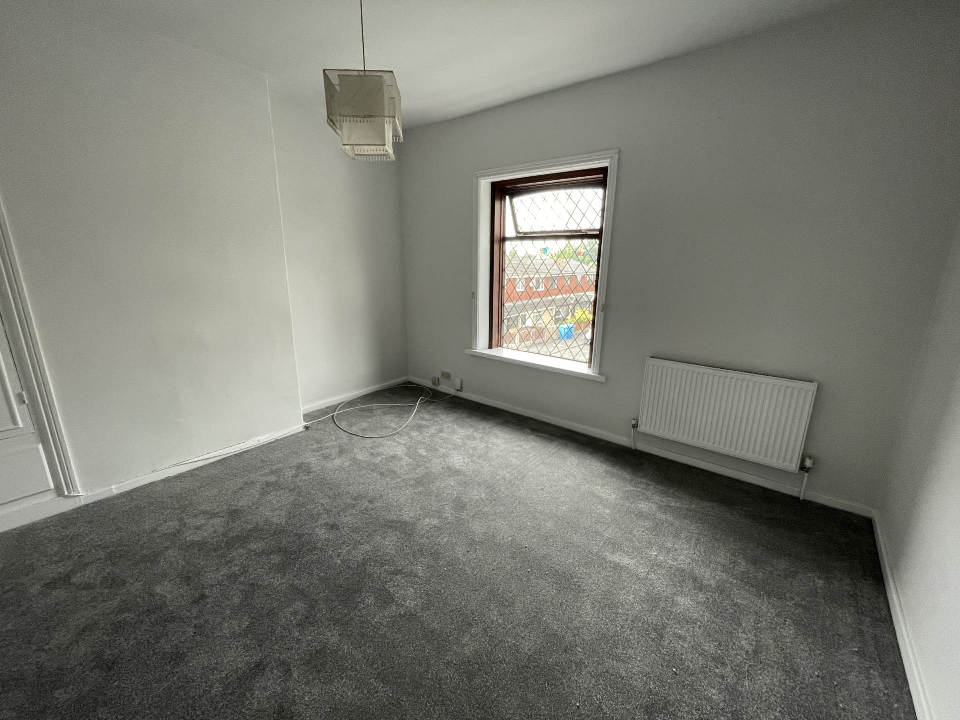 67 Robinson Street, Oldham, Image 4