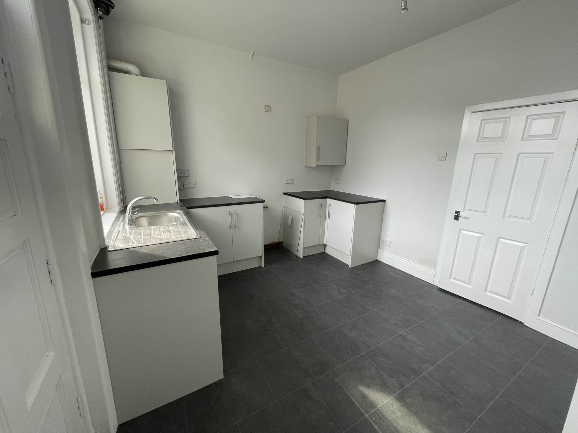 67 Robinson Street, Oldham, Image 6