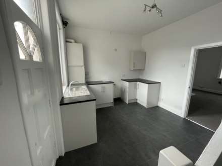 67 Robinson Street, Oldham, Image 7