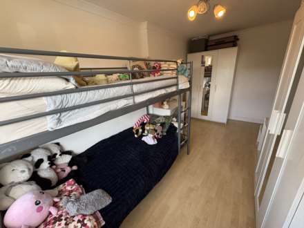 Totnes Avenue, Oldham, Image 10