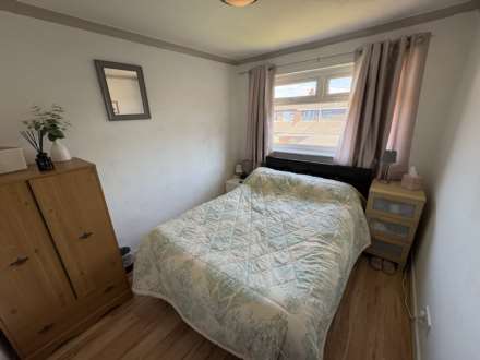 Totnes Avenue, Oldham, Image 11