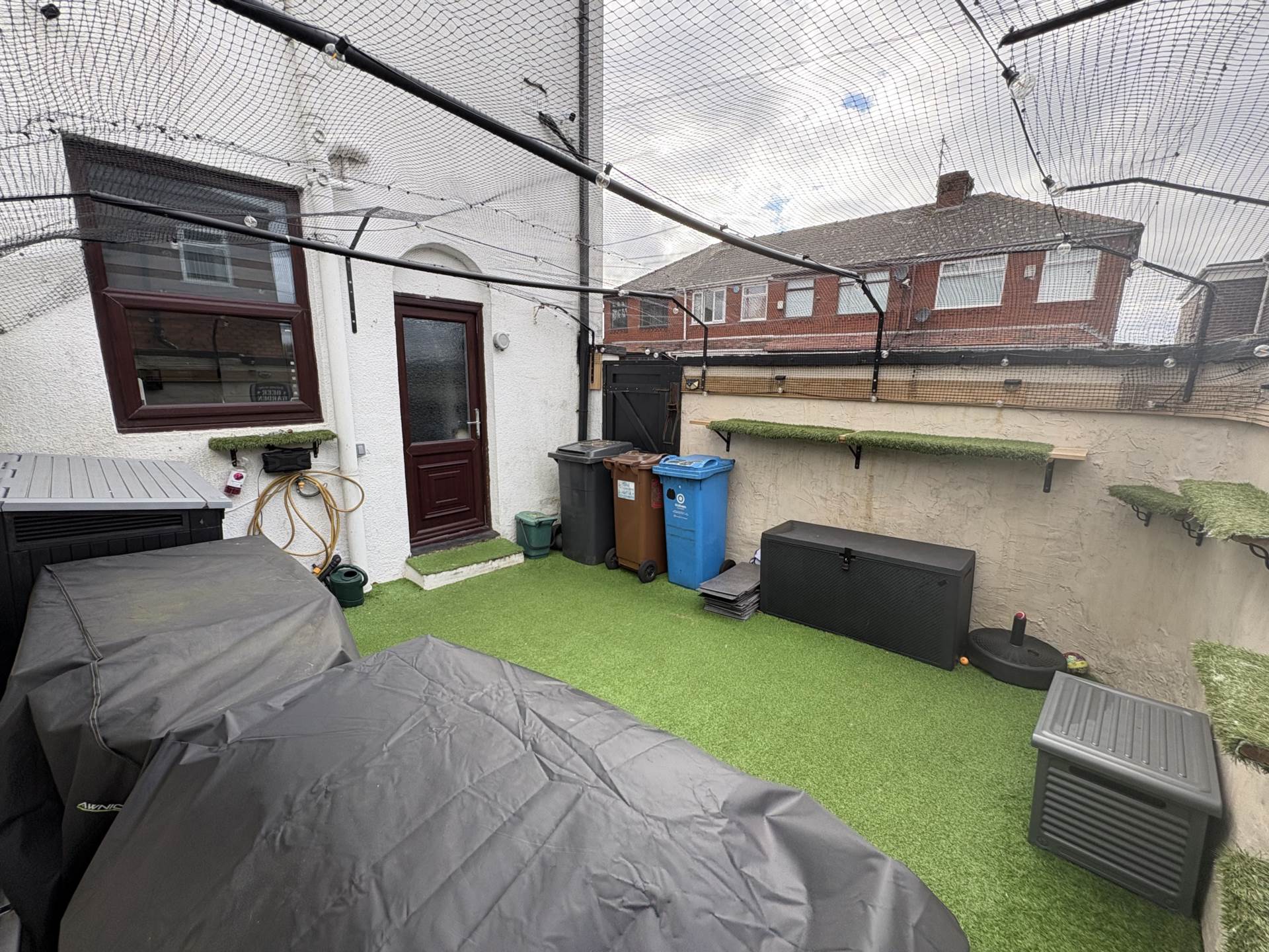 Ripponden Street, Oldham, Image 17