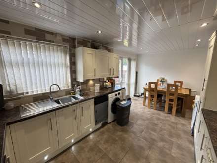 21 Otley Close, Chadderton, Oldham, Image 11