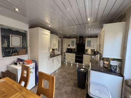 21 Otley Close, Chadderton, Oldham, Image 3