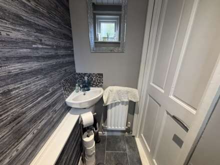 21 Otley Close, Chadderton, Oldham, Image 8