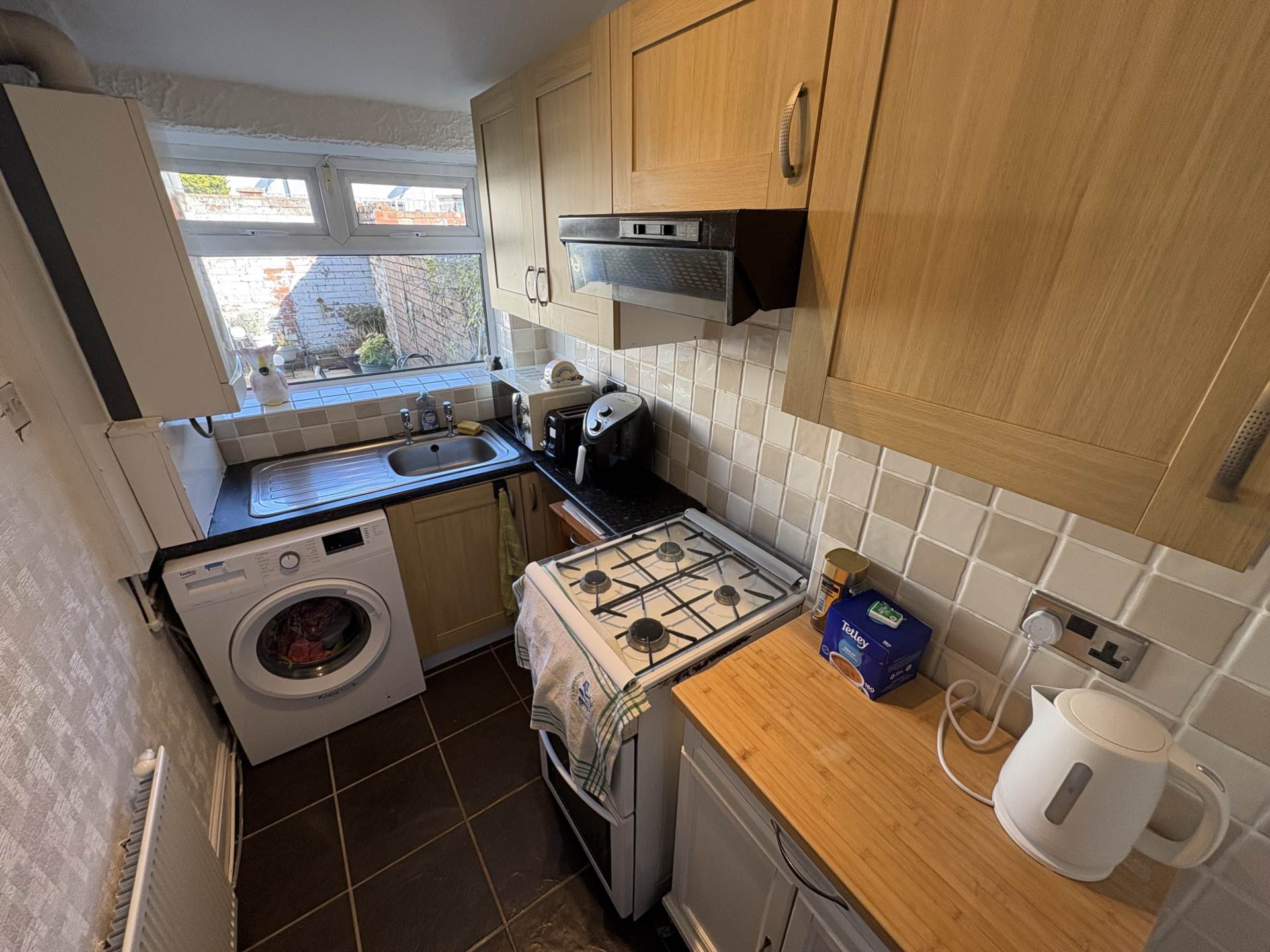 Denton Lane, Chadderton, Image 9