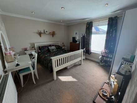 Denton Lane, Chadderton, Image 10