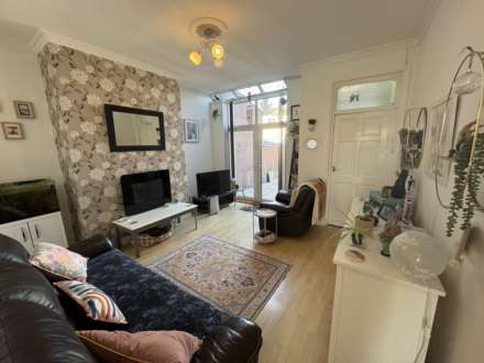 Denton Lane, Chadderton, Image 3