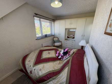 Cotswold Drive, Royton, Image 16