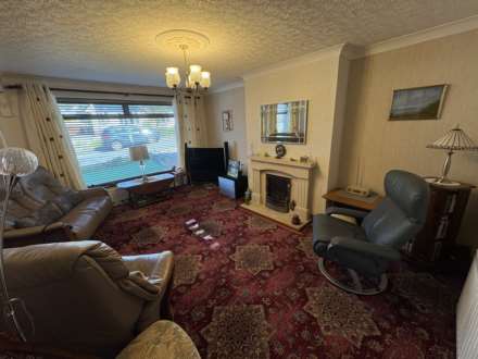 Cotswold Drive, Royton, Image 3