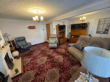 Cotswold Drive, Royton, Image 5