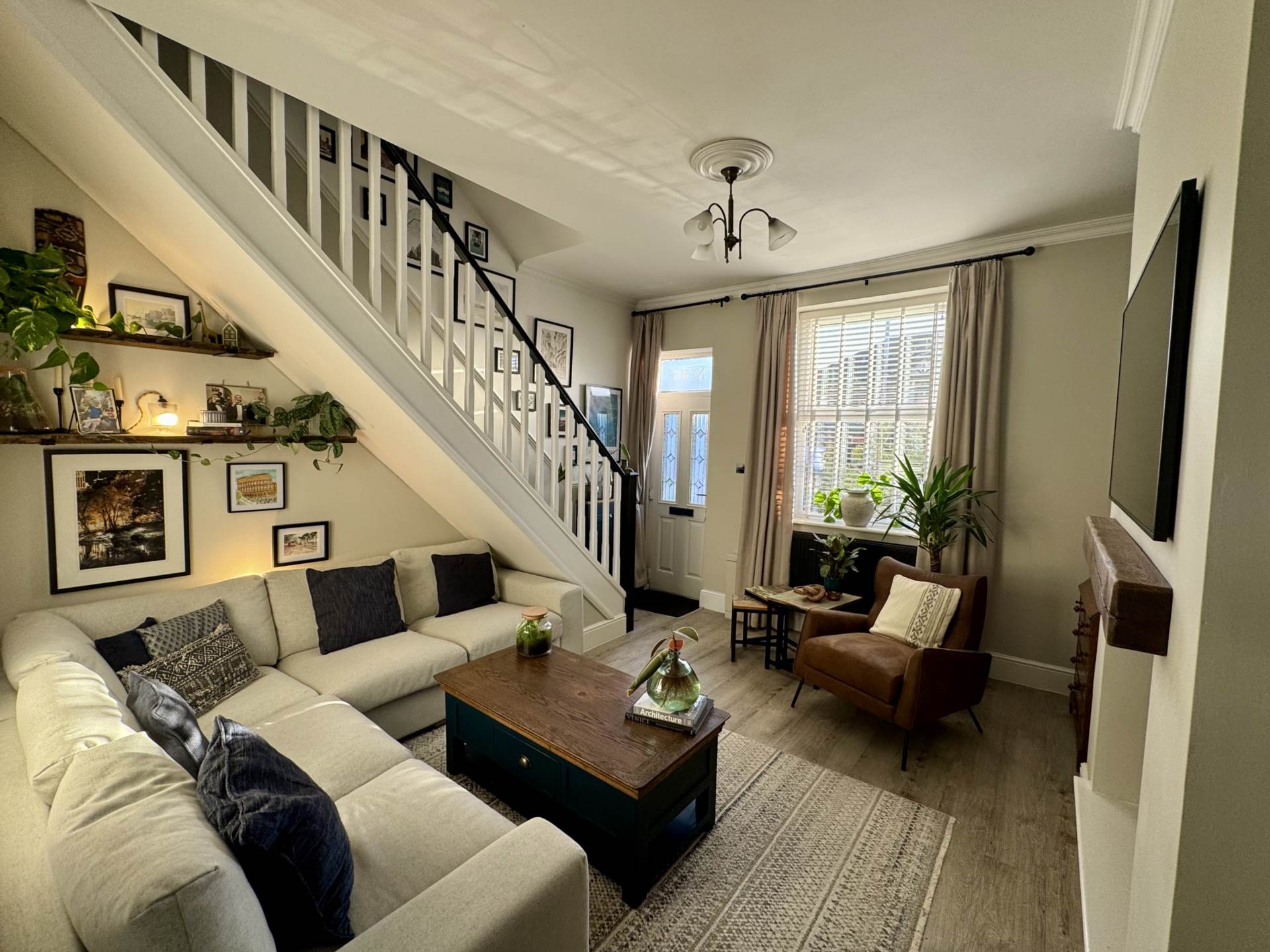 Foxdenton Lane, Oldham, Image 5