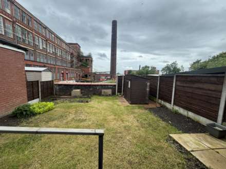 15 Fourth Avenue, Oldham, OL9 8PG, Image 20