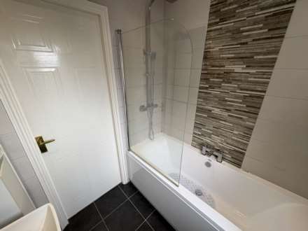 89 Cairnwell Road, Chadderton, Oldham, OL9 0NF, Image 24