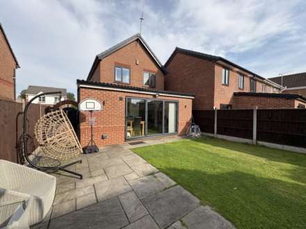 89 Cairnwell Road, Chadderton, Oldham, OL9 0NF, Image 26