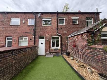 Fern Street, Chadderton, Image 17