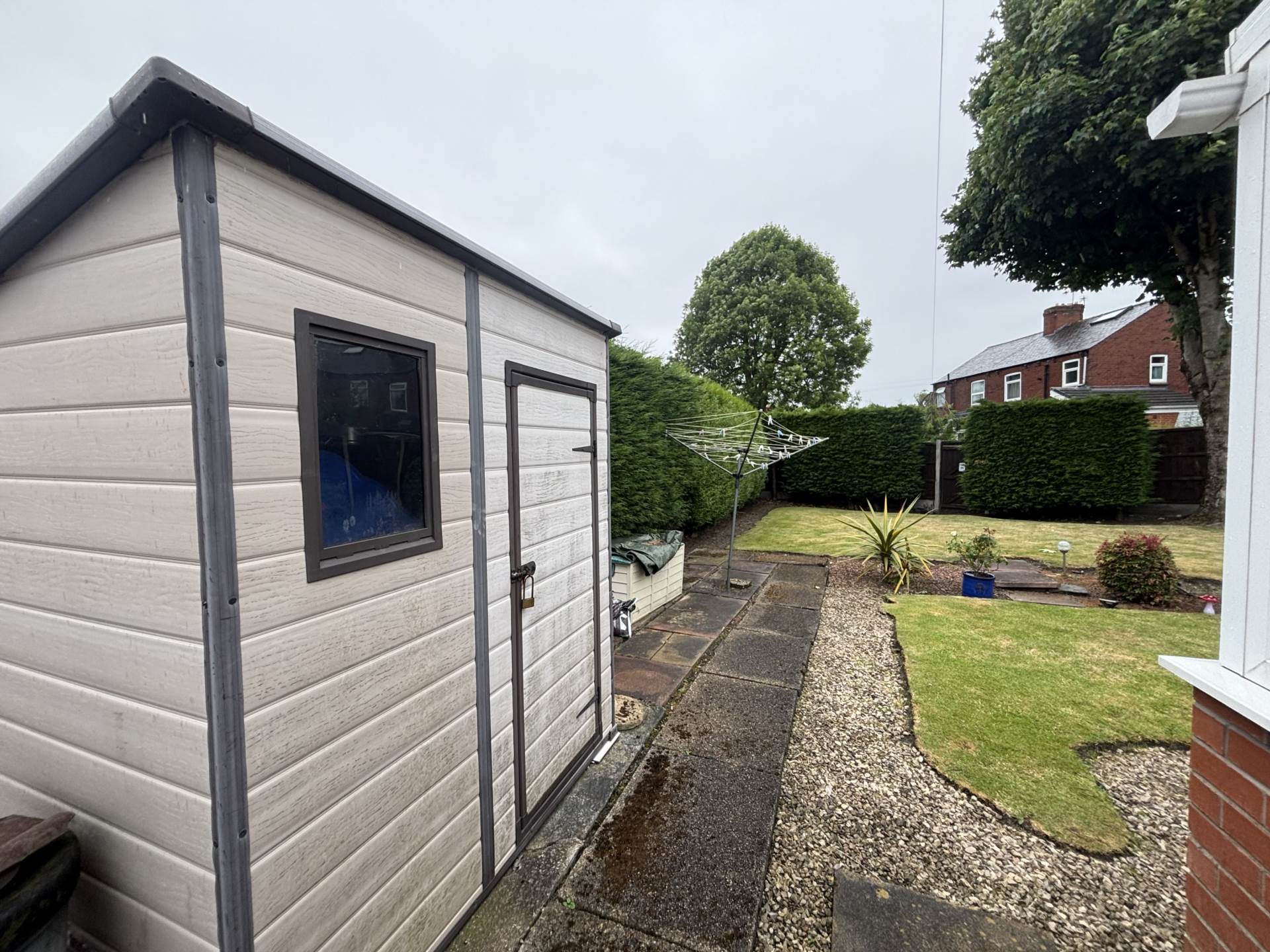 3 Lyndhurst Avenue, Chadderton, Image 25