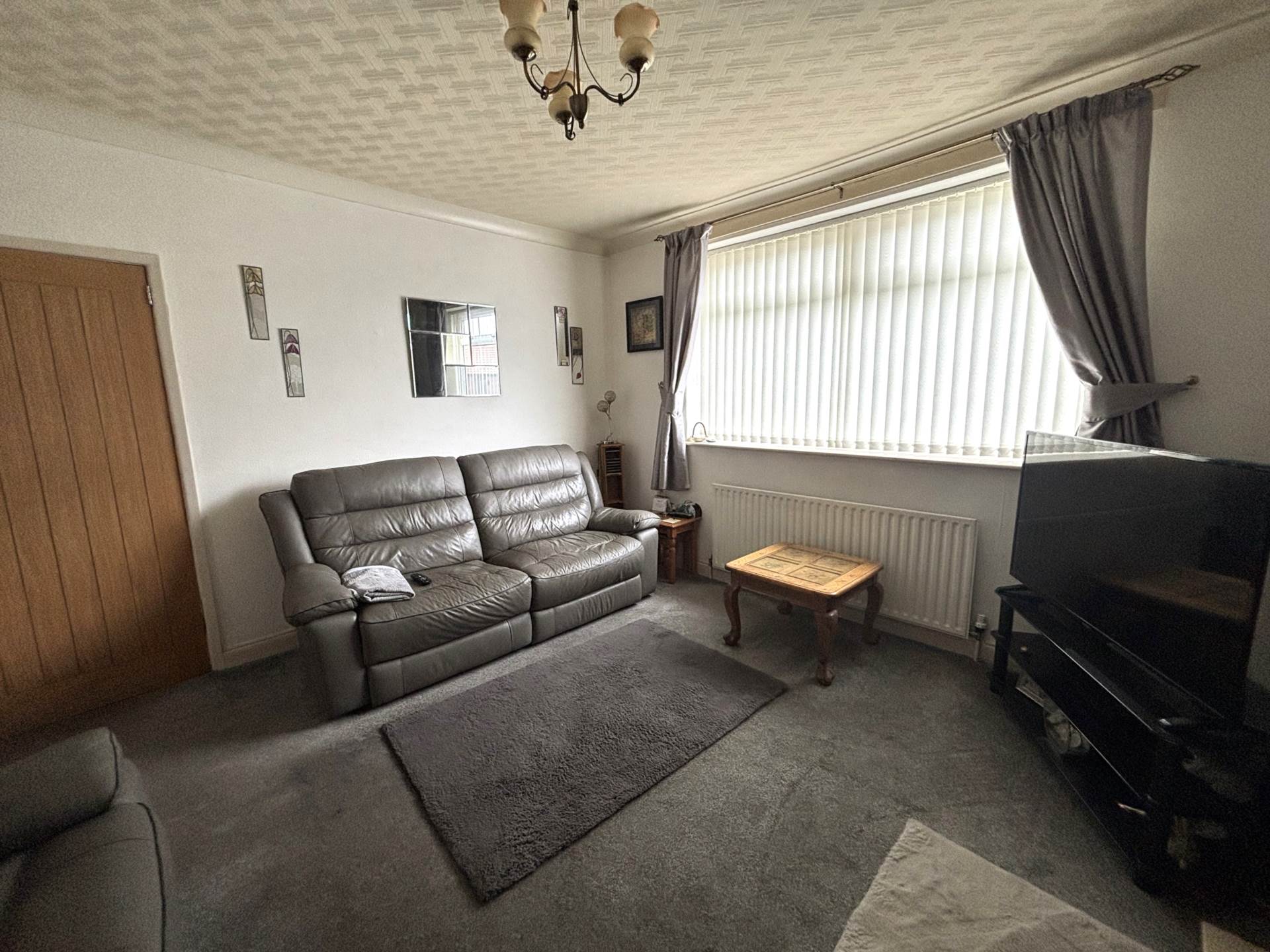 3 Lyndhurst Avenue, Chadderton, Image 6