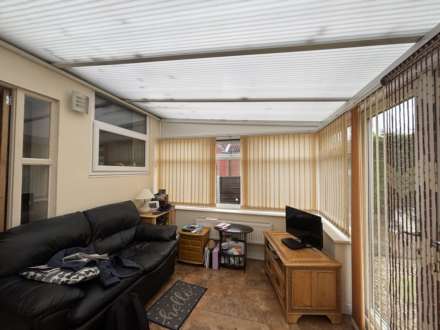 3 Lyndhurst Avenue, Chadderton, Image 15