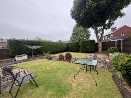 3 Lyndhurst Avenue, Chadderton, Image 24