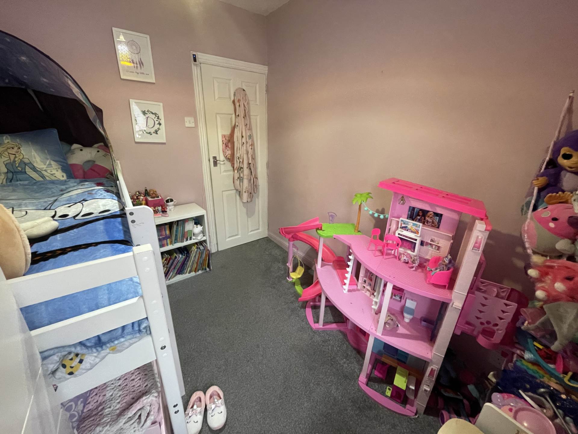 Richmond Avenue, Oldham, Image 10