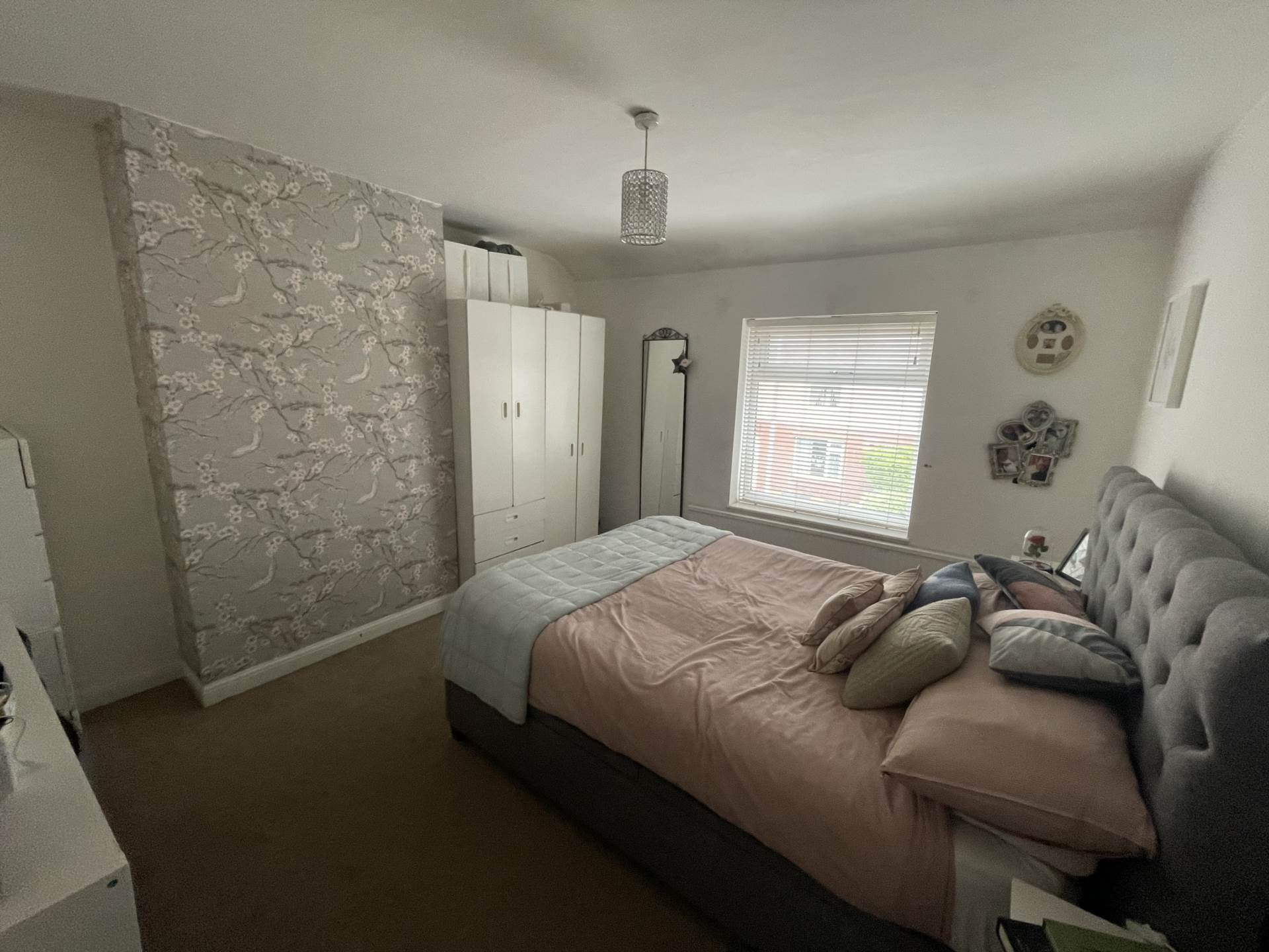 Richmond Avenue, Oldham, Image 12