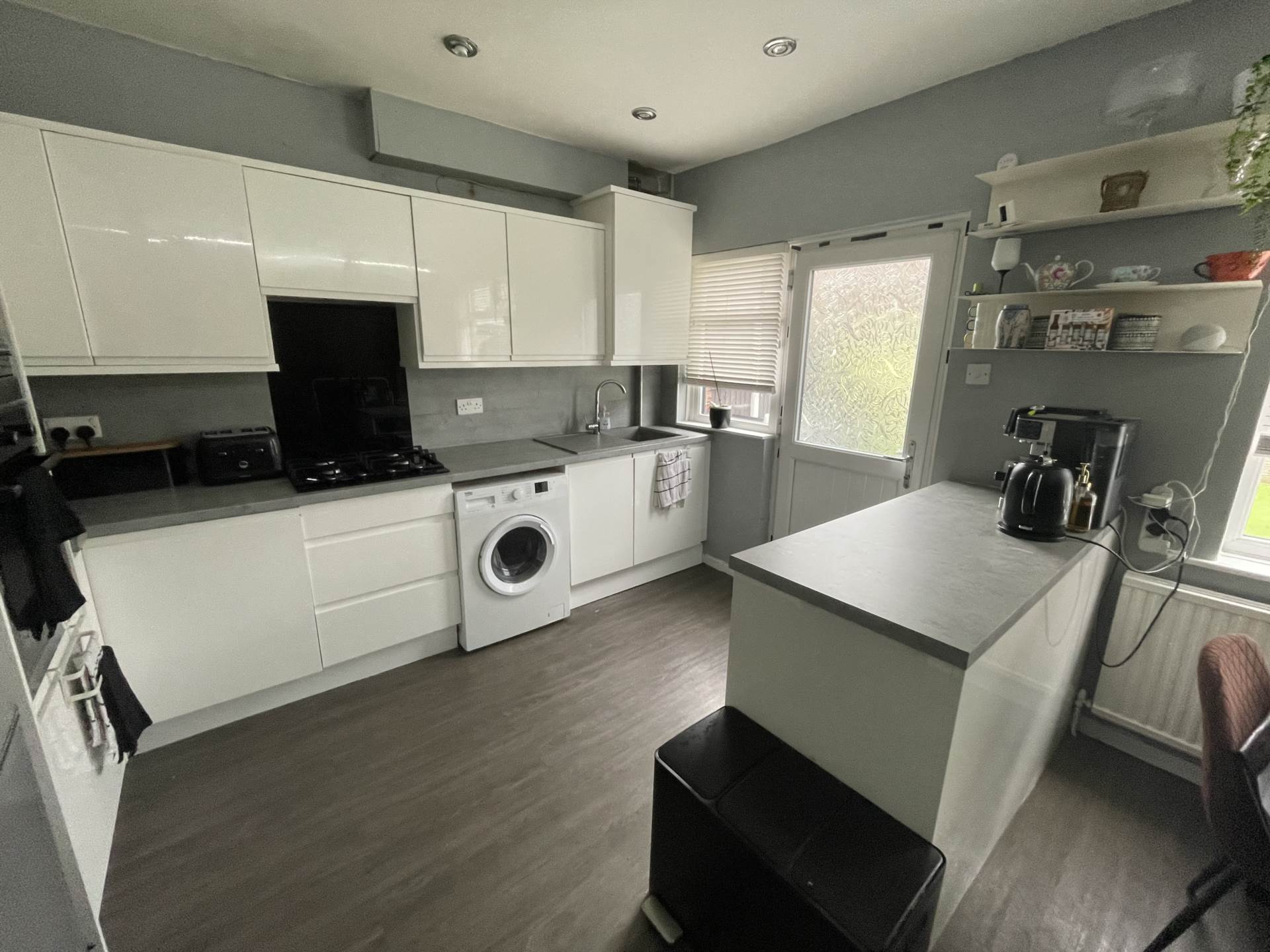 Richmond Avenue, Oldham, Image 4