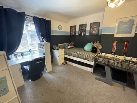 Richmond Avenue, Oldham, Image 15