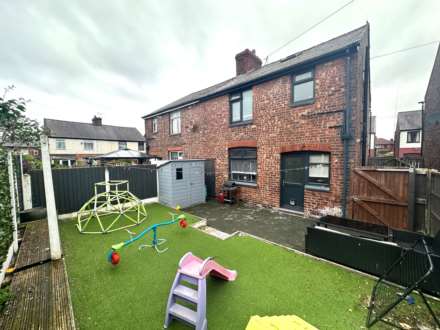 Richmond Avenue, Oldham, Image 19
