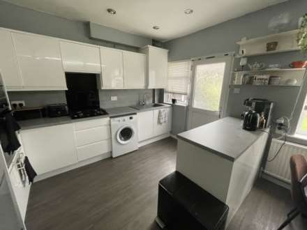 Richmond Avenue, Oldham, Image 4