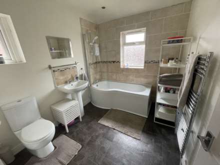 Richmond Avenue, Oldham, Image 9