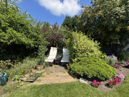 35 Ridgewood Avenue, Oldham, Image 27