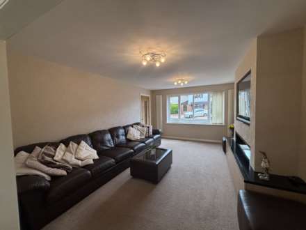 38 Birchwood, Chadderton, OL9 9UH, Image 8
