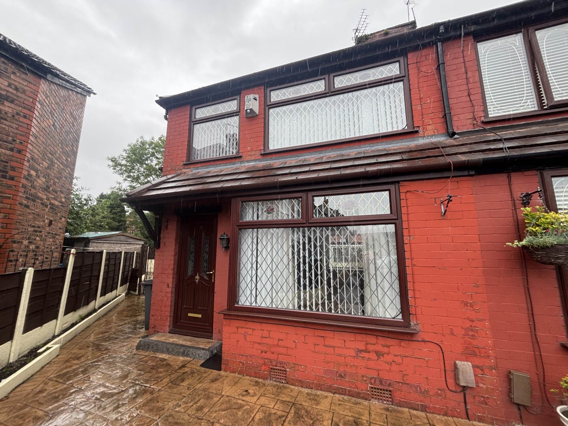 Ross Avenue, Oldham, Image 1
