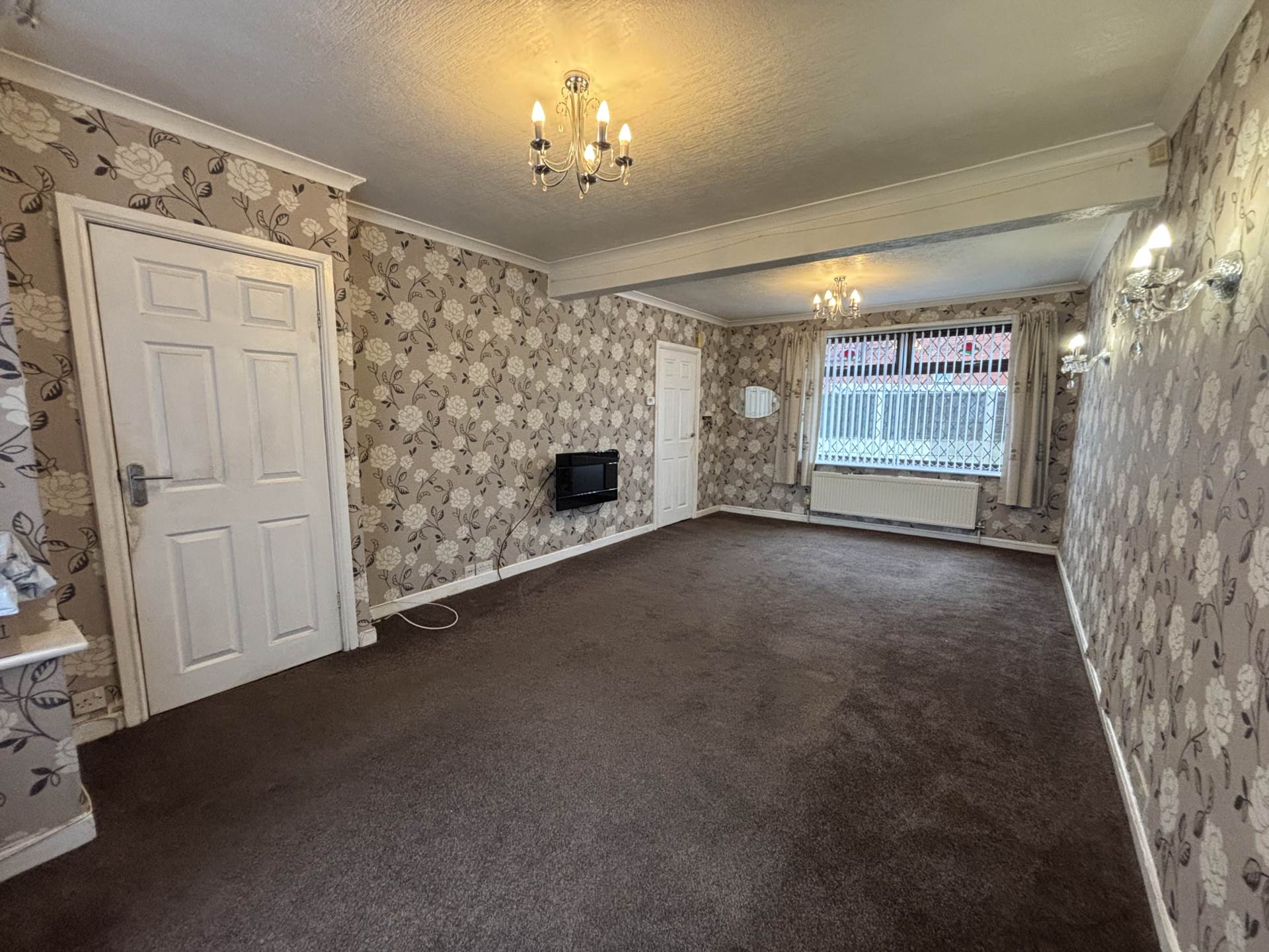 Ross Avenue, Oldham, Image 2